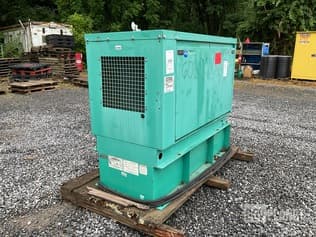 2005 AustinWestran LP186-7174-02 16kW Generator Set inventory photo