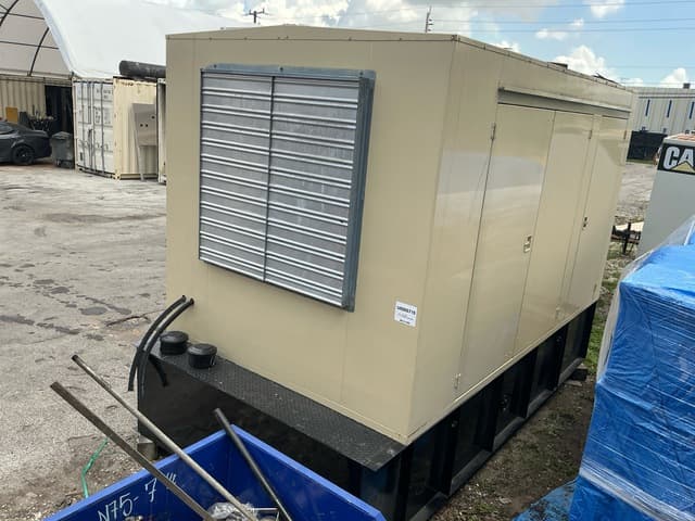 2006 Kohler 450REOZD4 450 kW Containerized Generator Set - alternate view