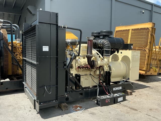 2008 Kohler 650REOZDC 600 kW Skid-Mounted Generator Set - alternate view