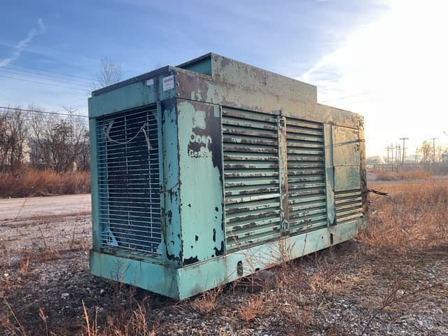 1996 Onan 275DFBF 250 kW Skid-Mounted Stand-By Generator Set (Inoperable) - alternate view