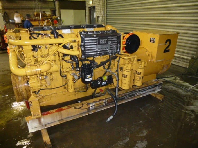 Caterpillar C18 - 465 Kw Diesel Generator