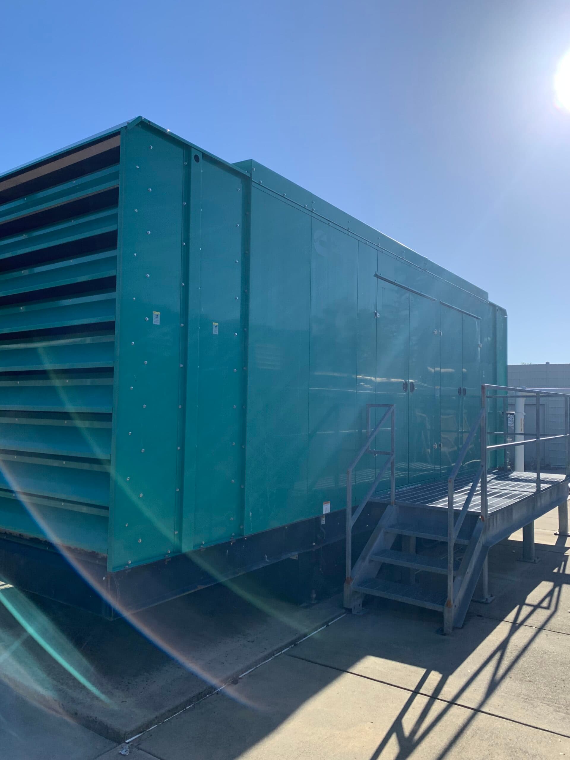 Cummins DQFAD / QST30 - 1000KW Tier 2 Diesel Generator Sets (2 Available)