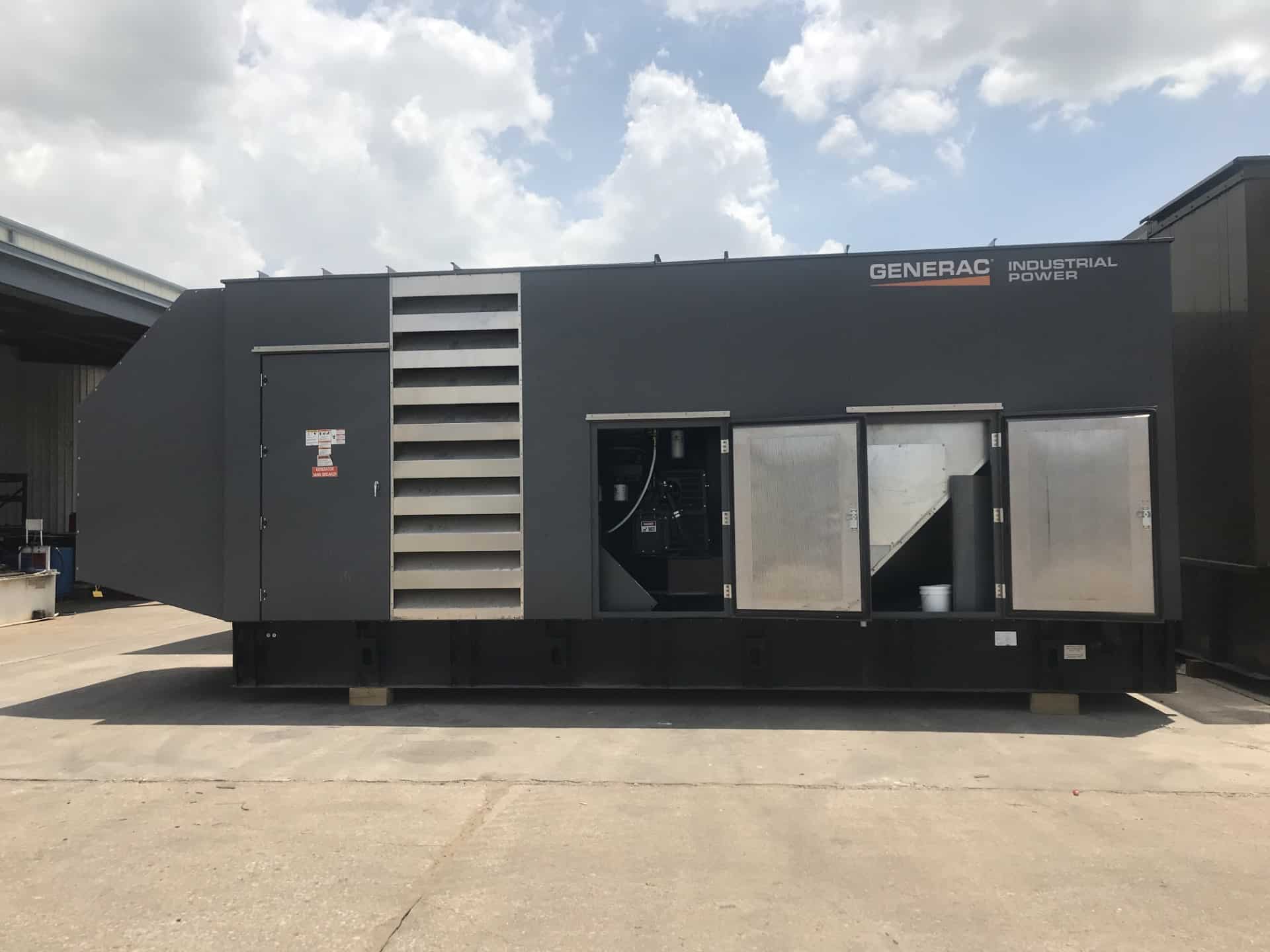 Low Hour Mitsubishi S12A2-Y2PTAW-2 750KW Tier 2 Diesel Generator Set - Depco Power Systems - view 3