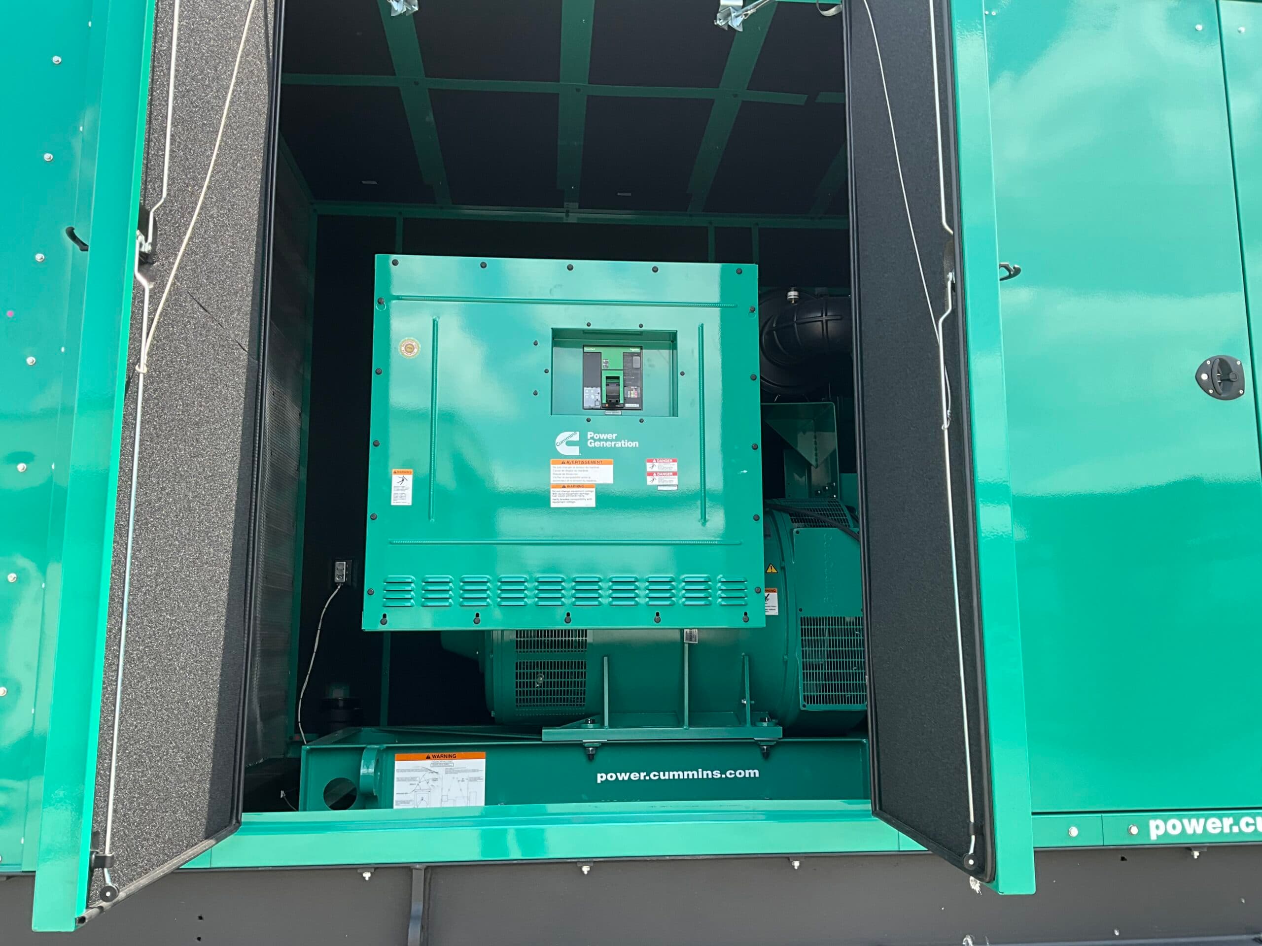 New Cummins QSK23 750KW Tier 2 Diesel Generator Set - Depco Power Systems - view 4