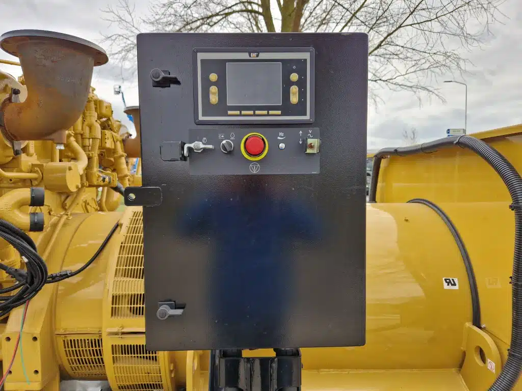 New Surplus Caterpillar C32 ACERT 910KW Diesel Generator Set - Depco Power Systems - view 4
