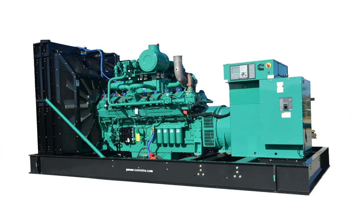 Cummins Cummins C650 N6 650 kW liquid-cooled standby generator