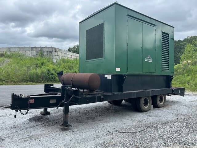 Cat SR4 500 kW Mobile Generator Set (Inoperable) - alternate view