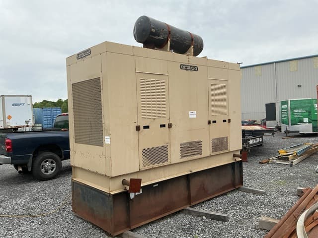 Katolight 300 kW Skid-Mounted Generator Set - alternate view