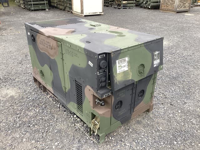 2004 Fermont MEP-803A 10kW Generator Set - alternate view