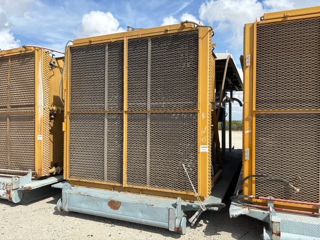2005 Kato AA27098017 1204 kW Skid-Mounted Generator Set - alternate view