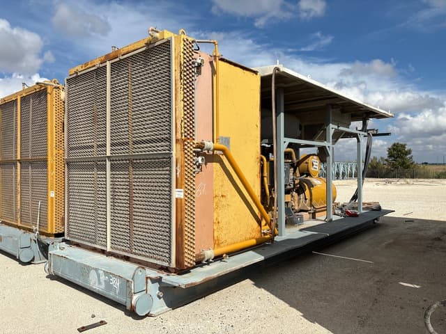 2009 Kato AA27673013 1204 kW Skid-Mounted Generator Set - alternate view