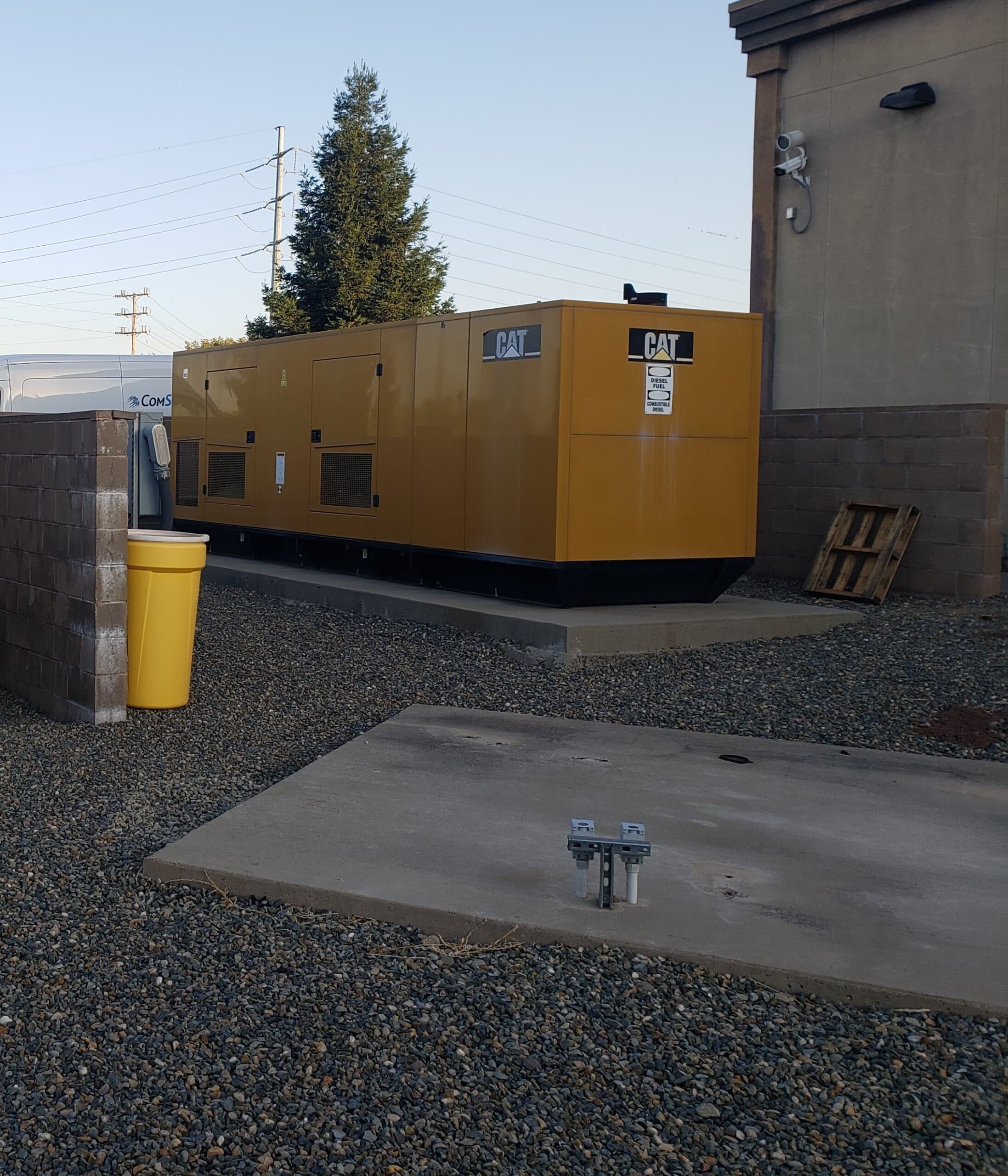 Caterpillar C18 - 600KW Tier 2 Diesel Generator Set