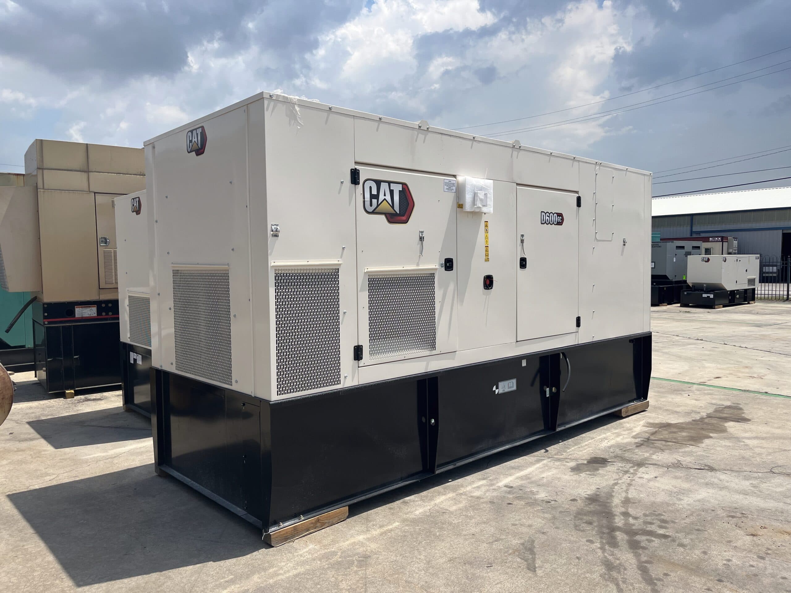 New Caterpillar C18 600KW Tier 2 Diesel Generator Set - Depco Power Systems - view 3